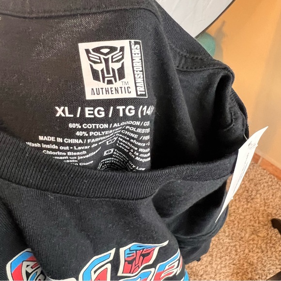 Transformers graphic tshirt - Picture 4 of 5